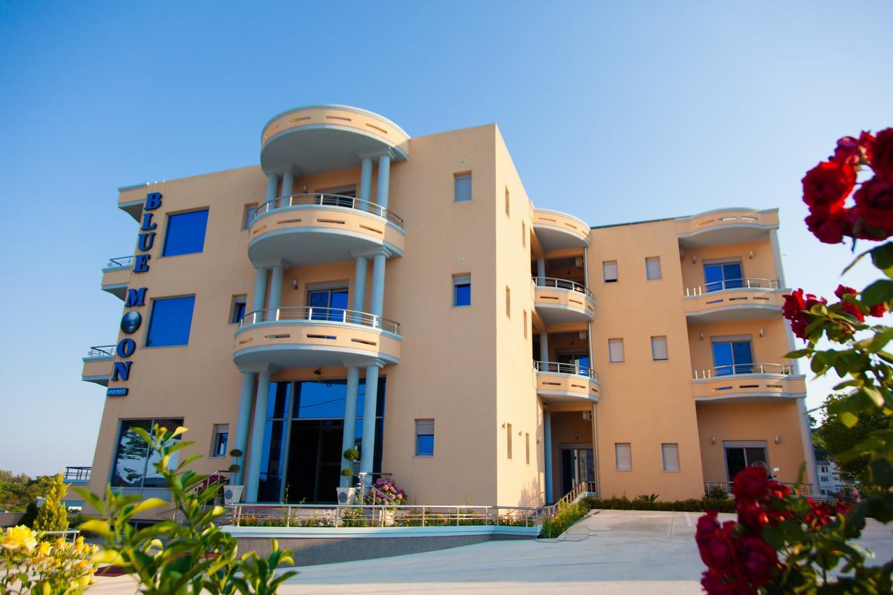 Hotel Blue Moon Ulcinj Buitenkant foto